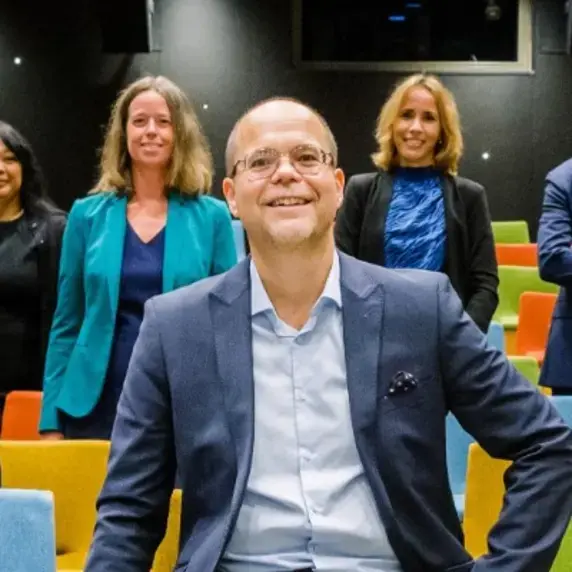 Groepsfoto lectoraat Employability 1400x400.jpg