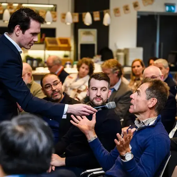 Verkiezingsdebat e.jpg