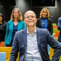 Groepsfoto lectoraat Employability 1400x400.jpg